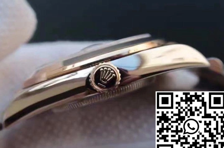 41 Rolex Dial Black Datejust Gold 126303 Wrapped 1217